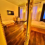 Kadikoey Hotel
