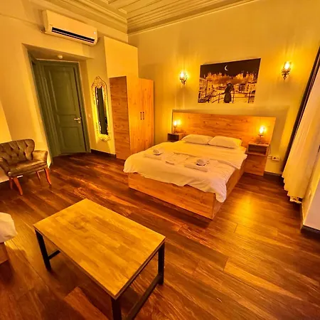 Kadikoey Hotel 3*