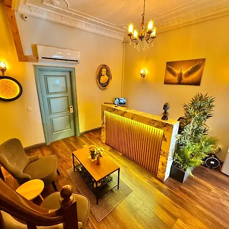 Hotel Kadikoey 3*