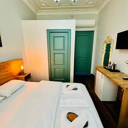Kadikoey Hotel 3*